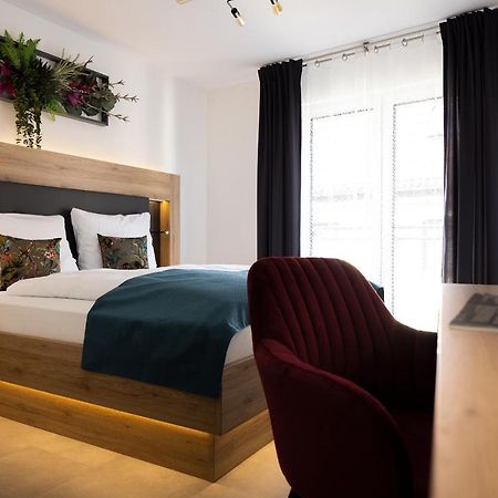 Bed And Breakfast - Homburg Am Main Εξωτερικό φωτογραφία