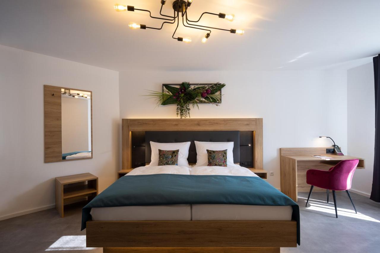 Bed And Breakfast - Homburg Am Main Εξωτερικό φωτογραφία